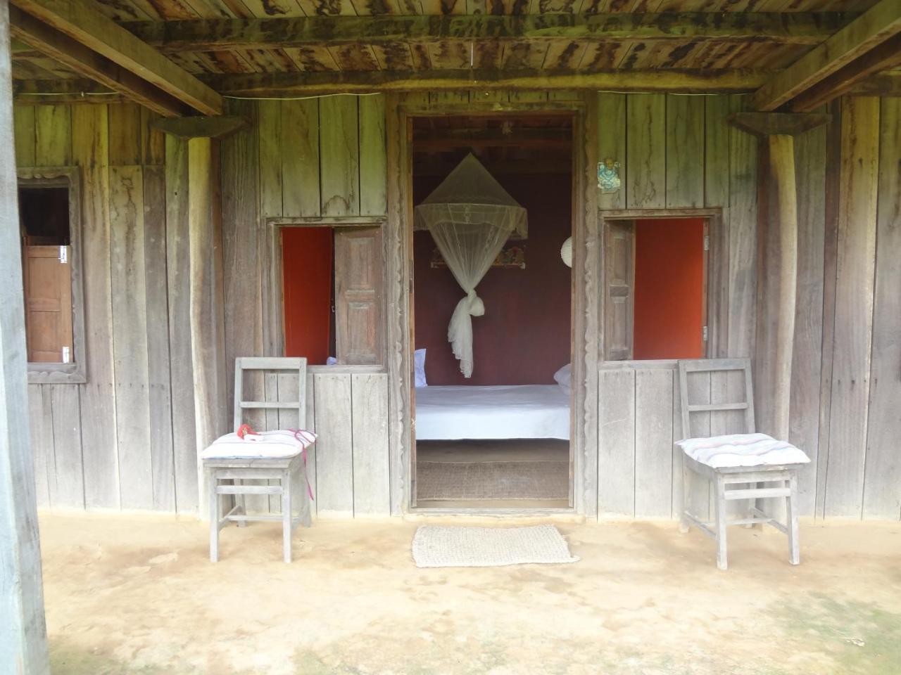 Shanta Ghar A Rustic Guesthouse Чітаван Екстер'єр фото